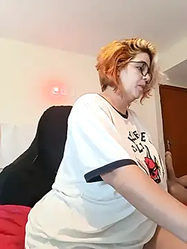 Escarlate4you_ webcam