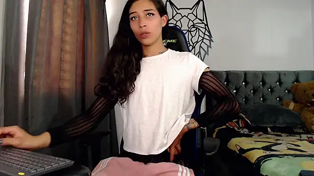 sweet-cris - Sweet-Cris's free webcam