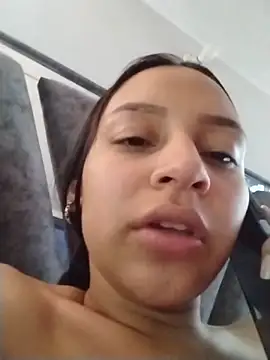 emma_ambar - Emma_ambar's free webcam