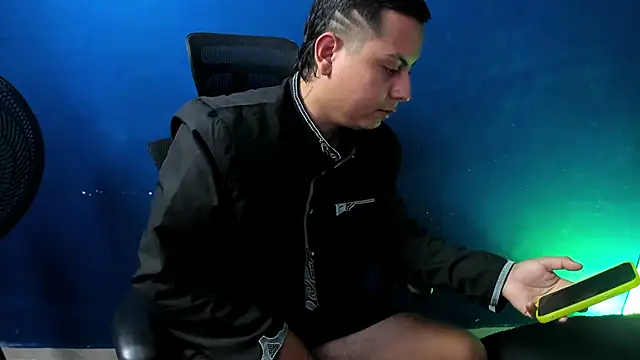 Sahira_and_Zaid webcam