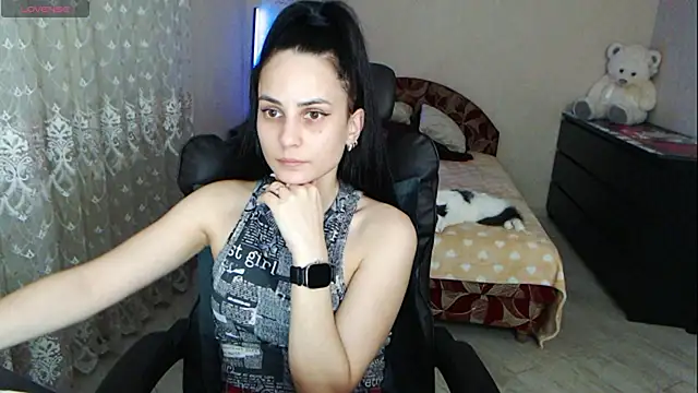 Kriss_brunette_5 webcam