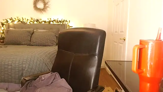 AlyssiaAmoreXO webcam