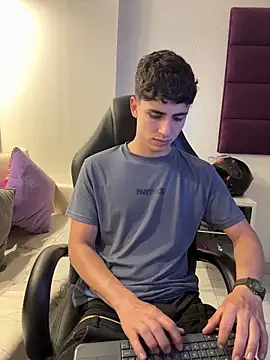 AdrianRinaldi webcam