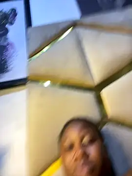 blackpussyxx - Blackpussyxx's free webcam