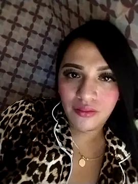 Yourbabyshane webcam