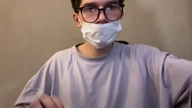 WeaknessMoment webcam