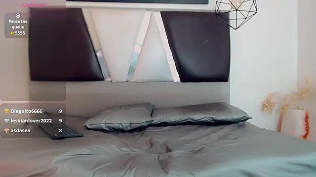 hilary_rodriguez webcam