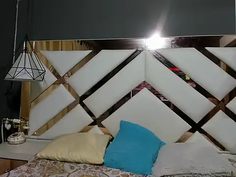 Cataleya_wood webcam stripchat model stream image