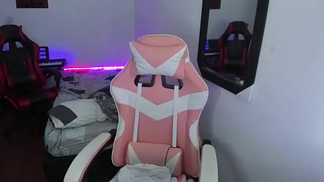 jessi_and_boy webcam