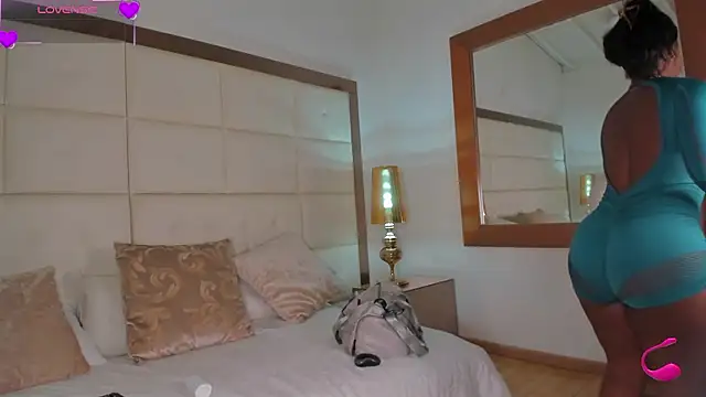 Emmy_jacksson webcam