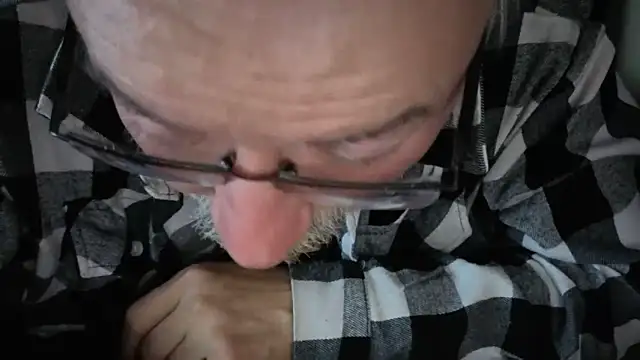 cumloverboyxx69 webcam