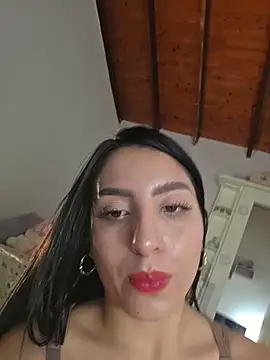 Alicia_vellami webcam