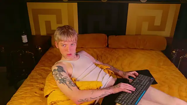 travis_clas (M twink) - CUM SHOW
