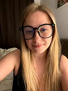 anny_mooore - Anny_mooore's free webcam