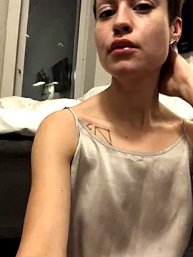 YoungDutchRuby webcam