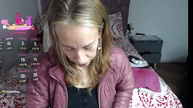 cristin_doll_ webcam