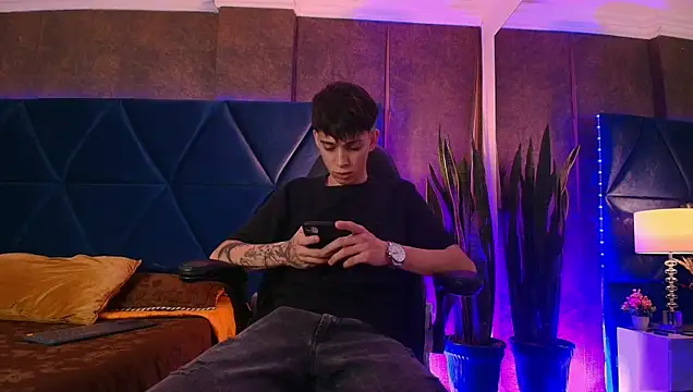 Lion_Foster01 webcam