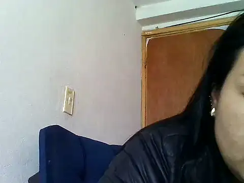 antonella-3433 webcam stripchat model stream image