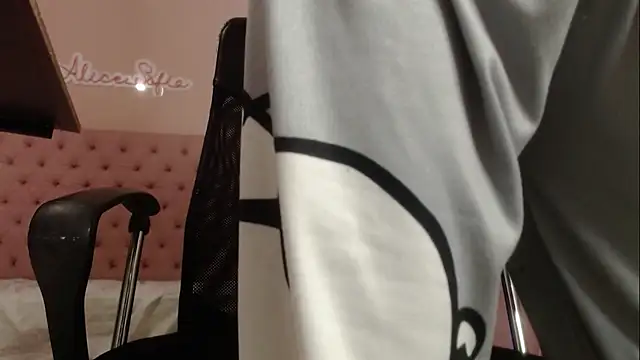alice_sofia webcam
