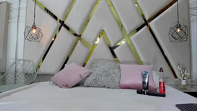 FernandaRousse webcam