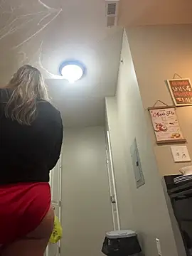 AllesandraLove webcam