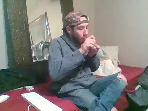 SmokingSloth webcam