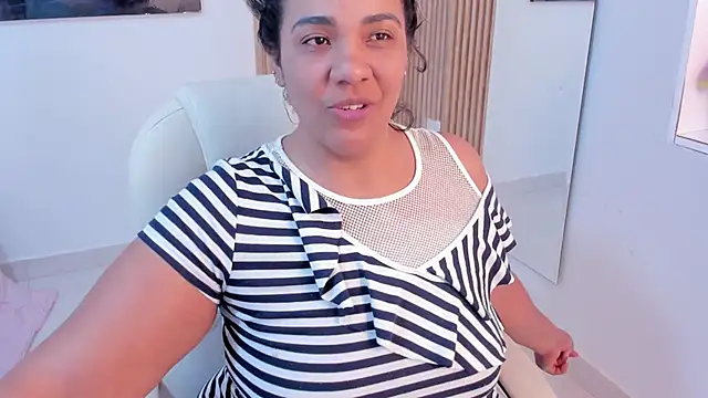 _Lakshmi_hotx webcam