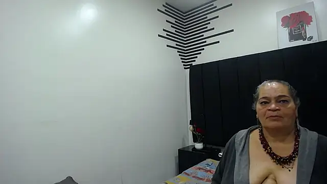 QueenMatturex webcam