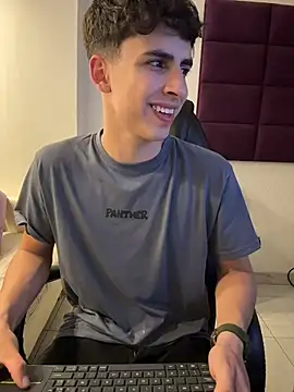 adrianrinaldi (M twink) - full masturbation + show precum