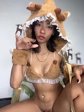 TweetiePieXXX webcam