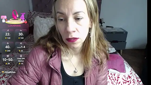 cristin_doll_ webcam