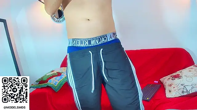 aaron_antonella_mds webcam