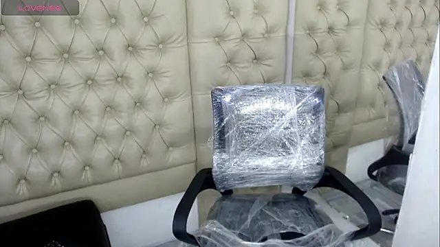 jessicahott01 - JessicaHott01's free webcam - UK Sex Cams