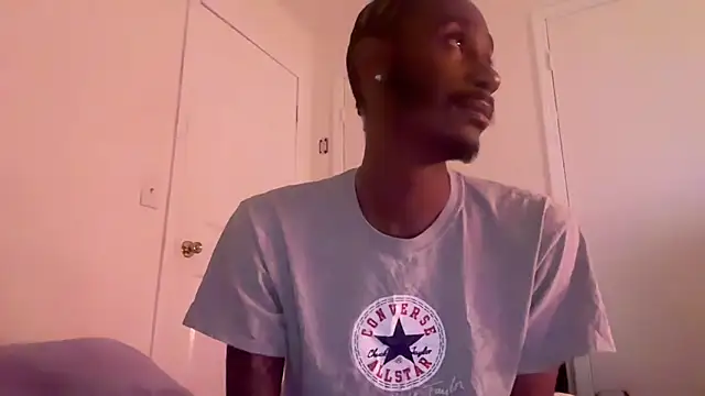 Cyberkennywrld webcam