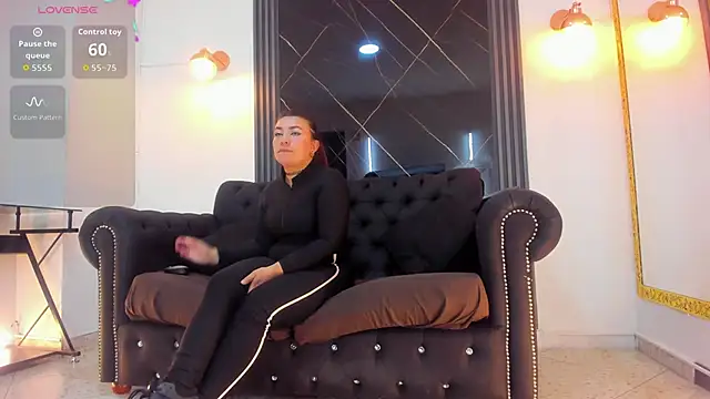 VickyJohnson1 webcam