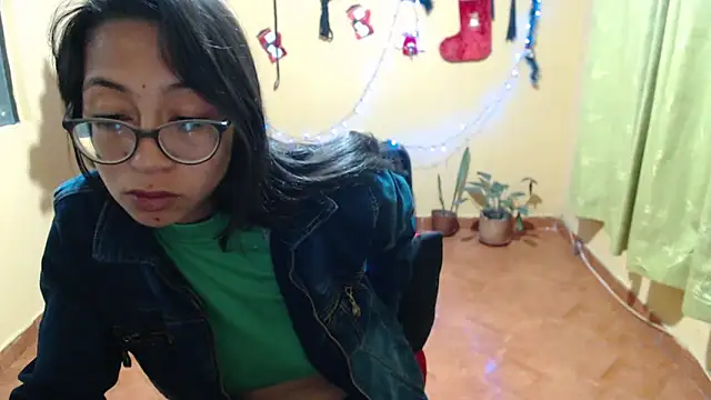 Violet_And_Smith webcam