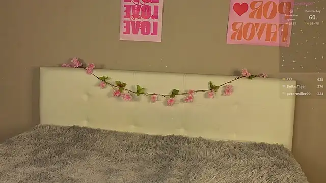 TiffinyMergist webcam