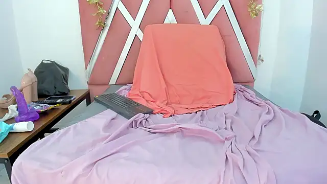 madison_jones_ webcam