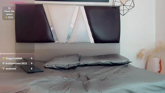 hilary_rodriguez webcam