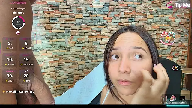 couple_lovelyds webcam