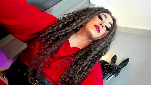 DominaAurumXXX webcam