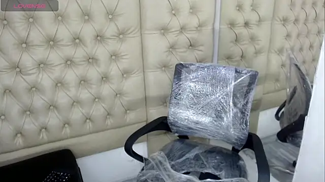 JessicaHott01 webcam