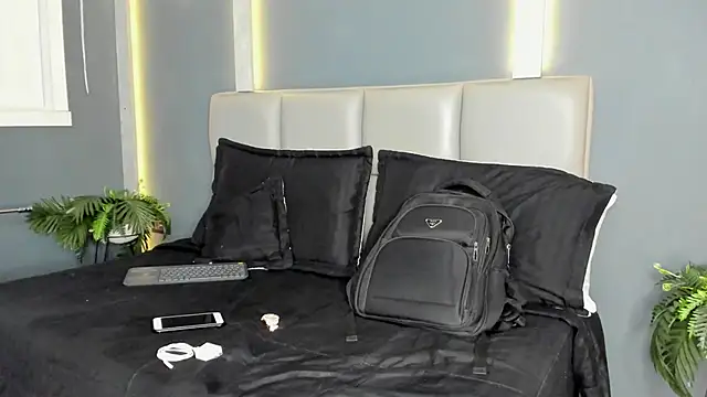 ArohomLester – webcam model profile photo