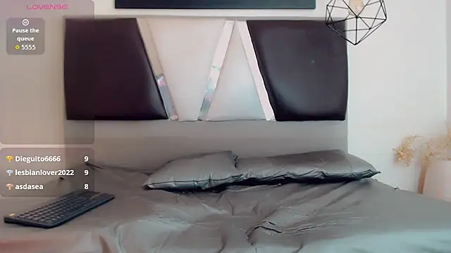 hilary_rodriguez webcam