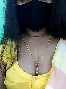 Idhika-Paul webcam