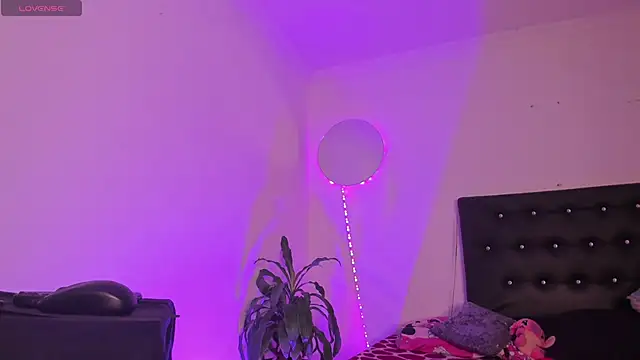 Michell_Whitets webcam