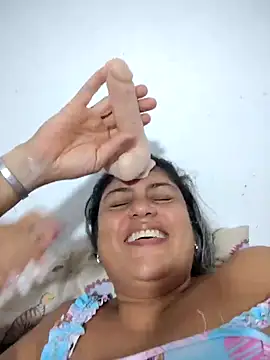 AlyDenalioficial webcam