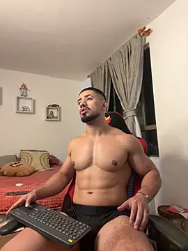 Ezzio_Scolaro webcam