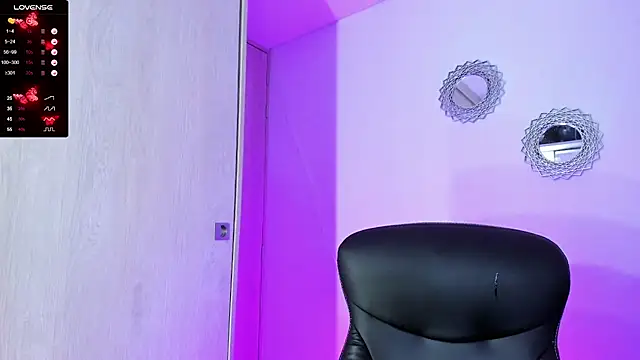 bella_thorne3 webcam