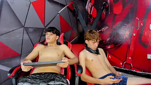 Alex_LatinBoy18 webcam